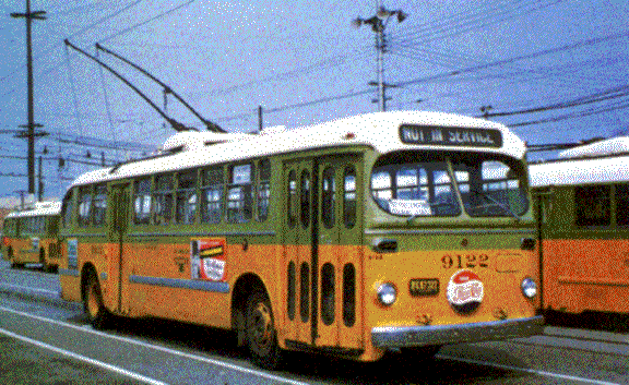 Trolley Coach 9122